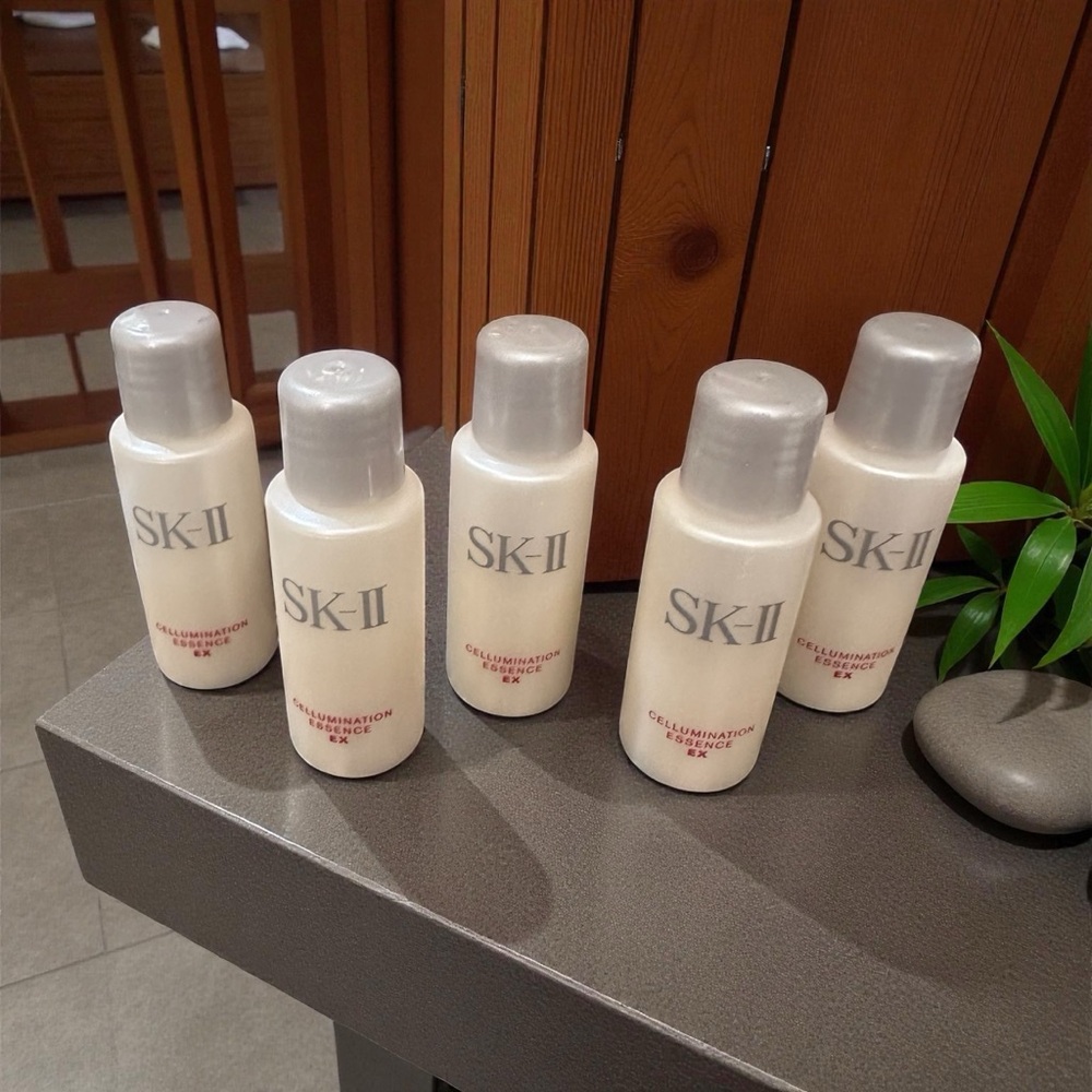 SK-II Cellumination Essence EX - Bundle of‎ 5
5x7ML 35ml